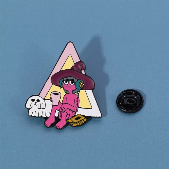 Clancy & Charlotte enamel pin Midnight Gospel - Picture 4 of 4